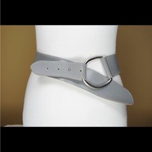 Gray Wide Women's Belt with Silver Ring Accent